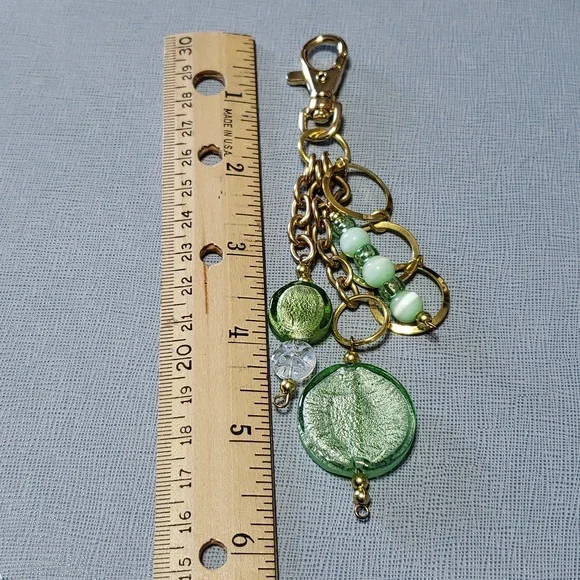 New Green Glass Bead Purse Charm - Picture 5 of 5